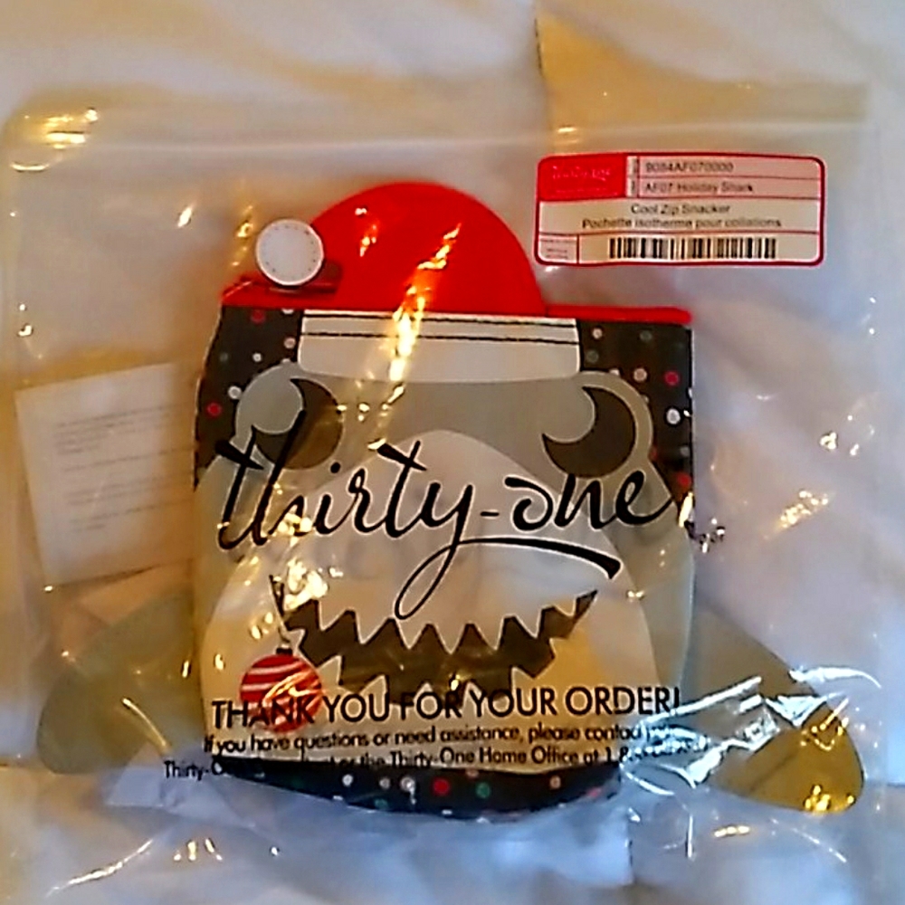 Thirty one thermal snack pouch Shark bag
